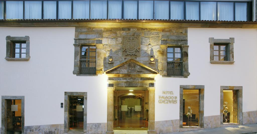 Palacio De Meras
